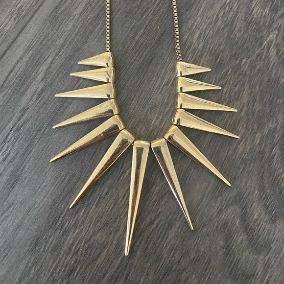 Aldo Statement Necklace - Picture 4 of 5